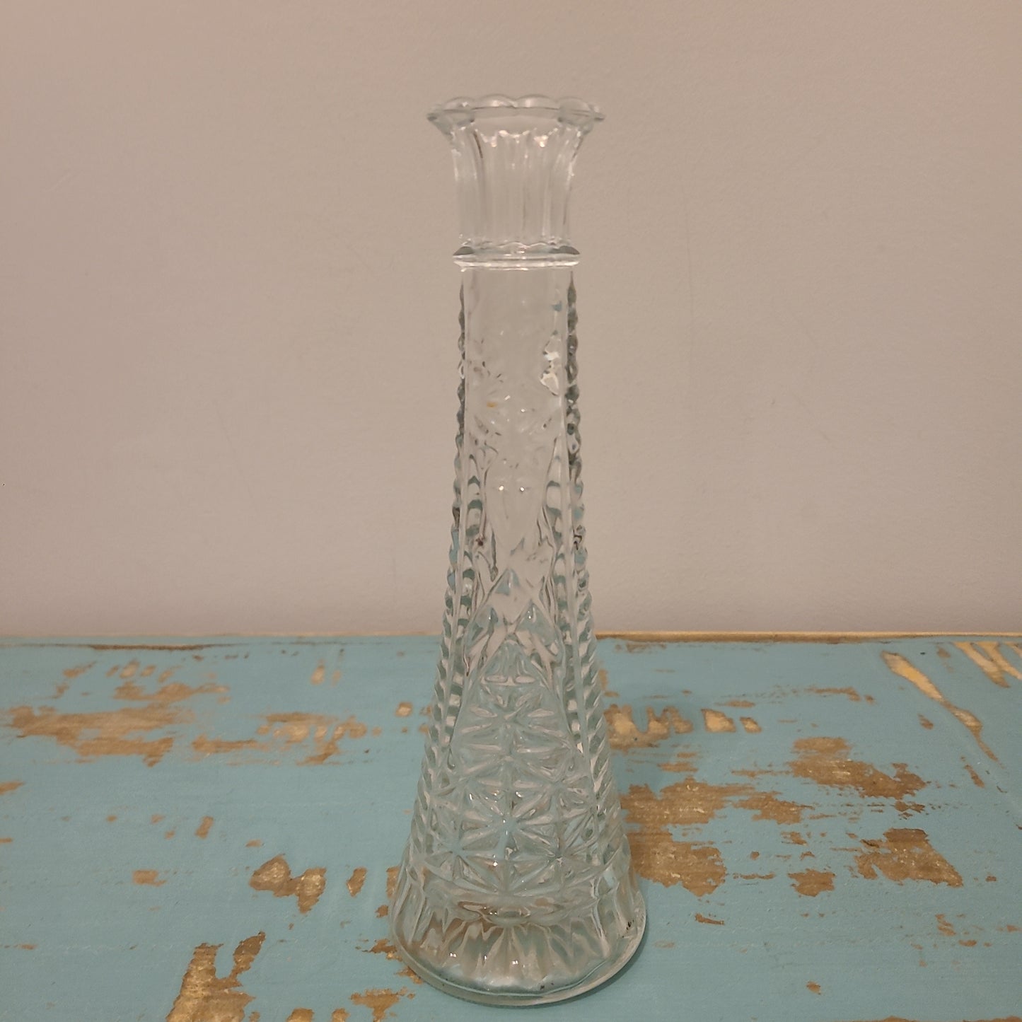 Plant Base Medium Antique Crystal