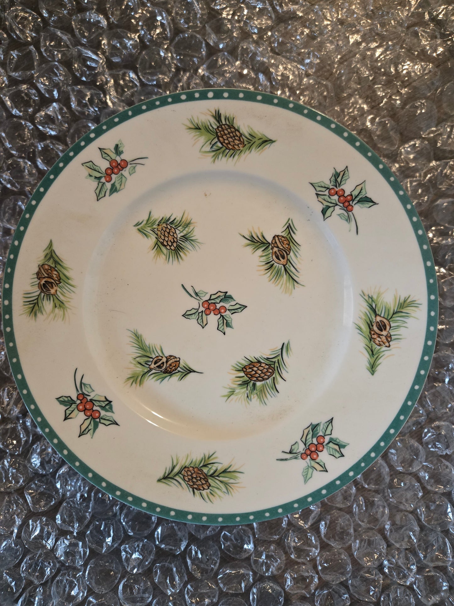 Set of 11 Mikasa Holiday Plates